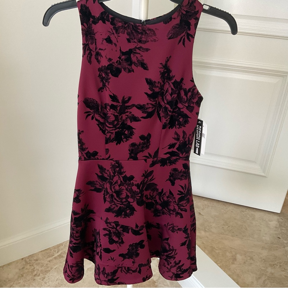 Design Lab Burgundy and Black Floral Sleeveless Dress
